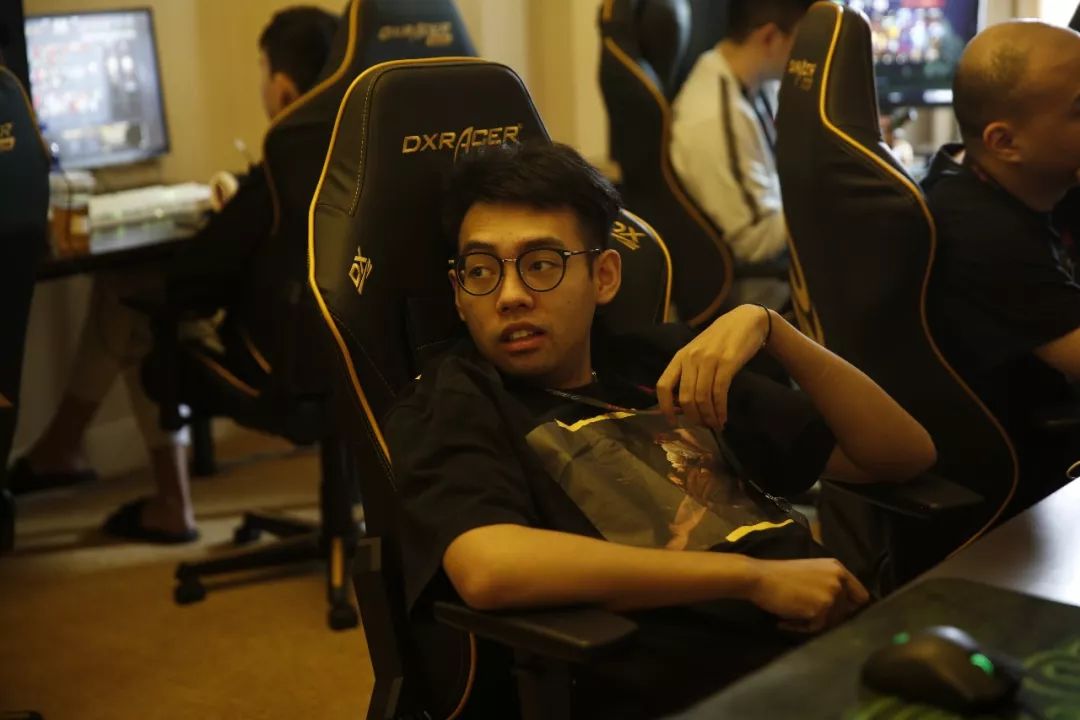 外媒统计LPL今年海外峰值最高的三场比赛：春决第一夏决第三