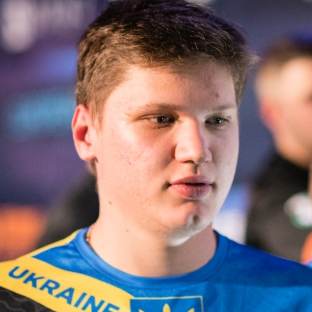 BLG赛后群访：斯莫德这个英雄需要团队牺牲很多